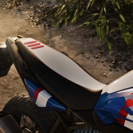 Nouvelle BMW F 450 GS selle